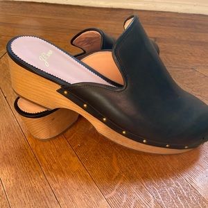 J. Crew black leather clogs